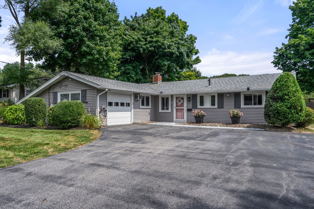 17 Mayflower Road Framingham, MA 01701 - Photo 1 of 30 Gallery Image 1