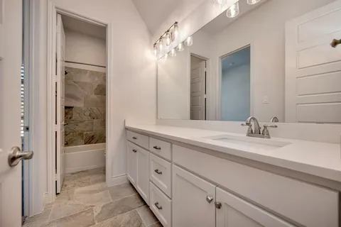 $850,000 | 1038 Hope Valley Parkway, Roanoke, TX 76262