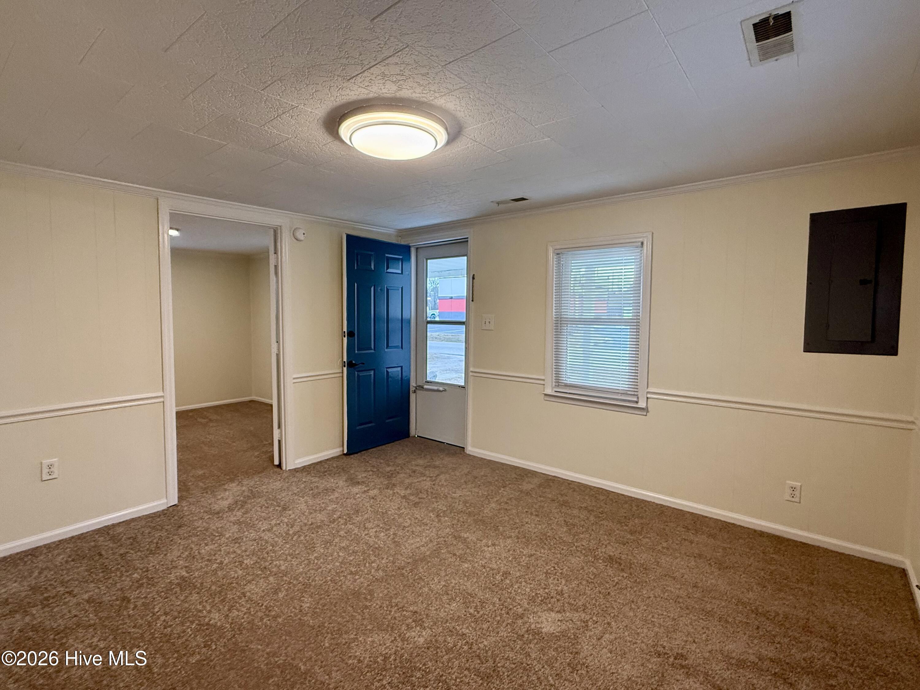36 1st Street Chocowinity, NC 27817 - Photo 16 of 42 Living Room