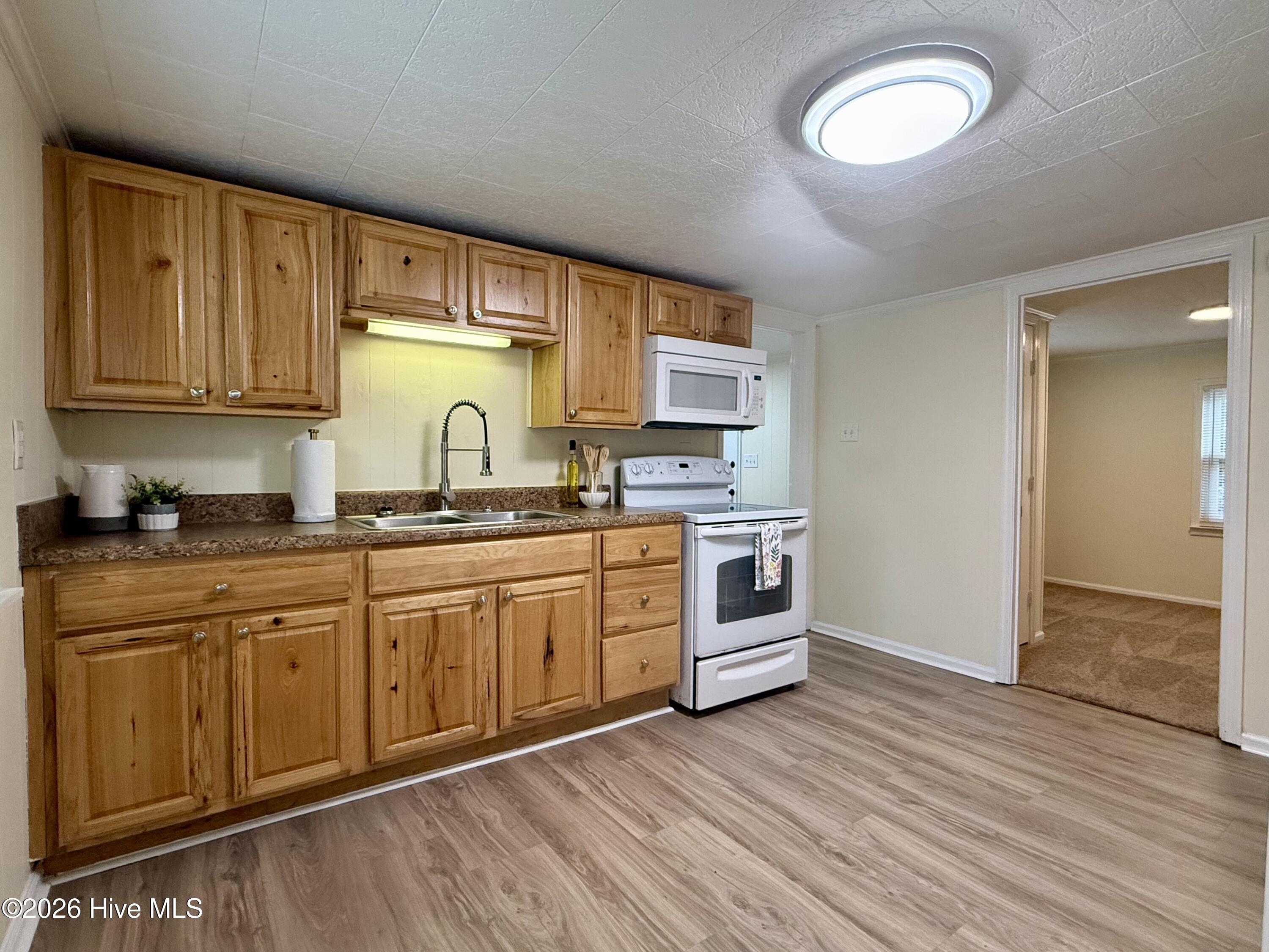 36 1st Street Chocowinity, NC 27817 - Photo 21 of 42 Kitchen
