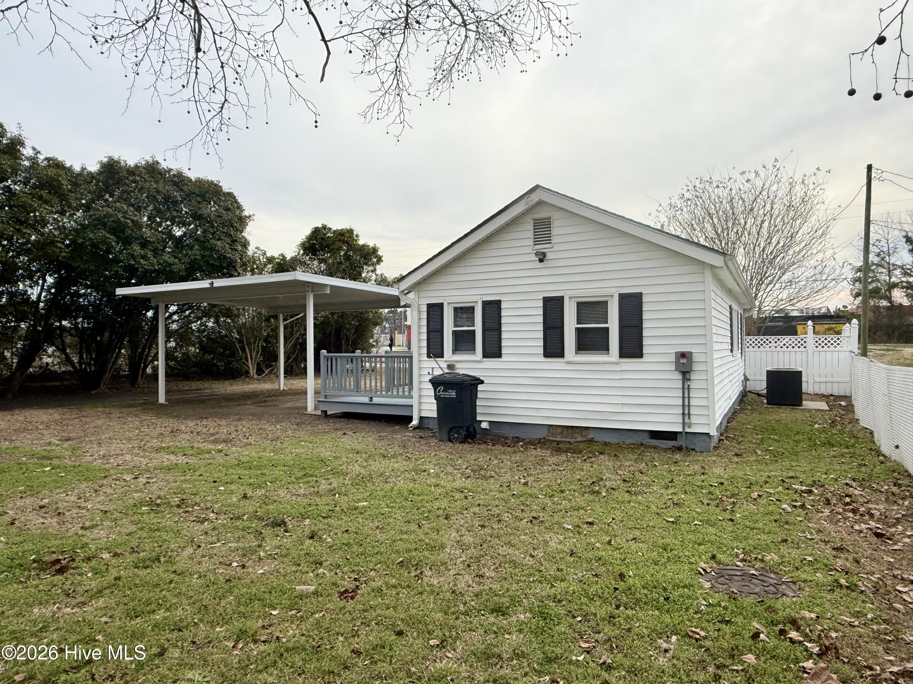 36 1st Street Chocowinity, NC 27817 - Photo 8 of 42 Back of property