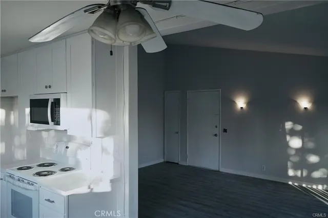 $2,190 | 23232 Orange Avenue, Unit 2, Lake Forest, CA 92630