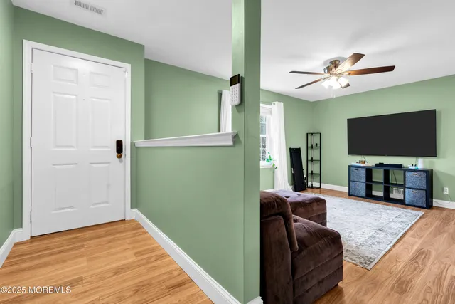 $350,000 | 101 Camber Lane, Mount Laurel, NJ 08054