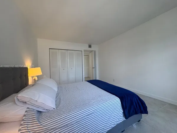 $3,350 | 3800 South Ocean Drive, Unit 1710, Hollywood, FL 33019