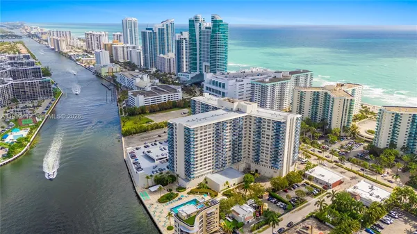 $3,350 | 3800 South Ocean Drive, Unit 1710, Hollywood, FL 33019