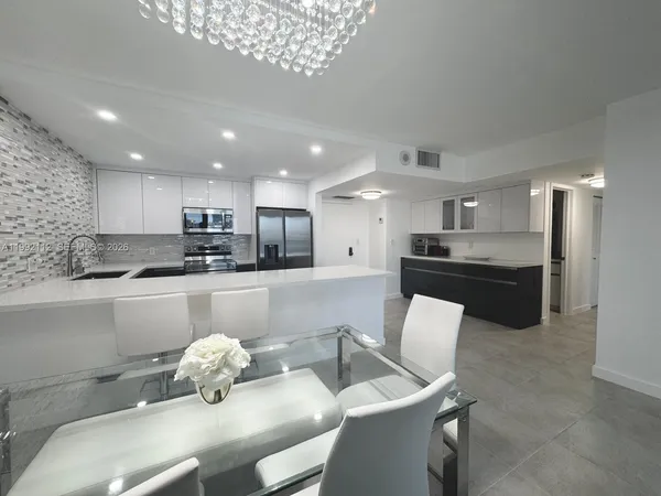 $3,350 | 3800 South Ocean Drive, Unit 1710, Hollywood, FL 33019