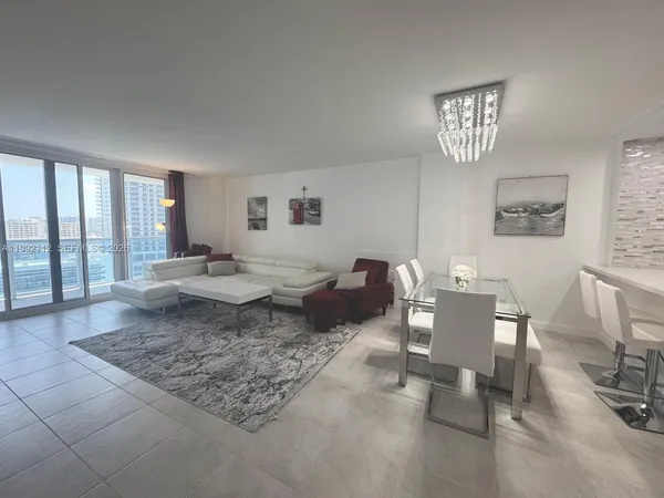 $3,350 | 3800 South Ocean Drive, Unit 1710, Hollywood, FL 33019