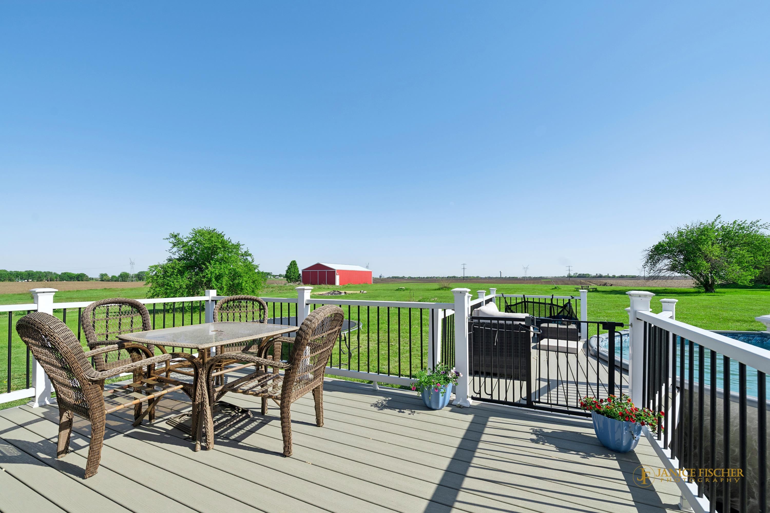 12521 East High Road Davis Junction, IL 61020 - Photo 4 of 26