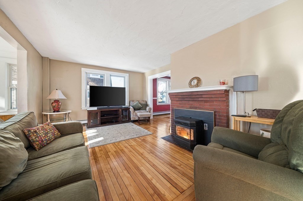 26 Bittern Road Quincy, MA 02169 - Photo 12 of 36 Gallery Image 12
