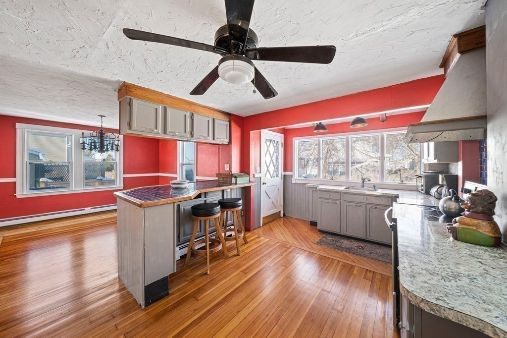 26 Bittern Road Quincy, MA 02169 - Photo 7 of 36 Gallery Image 7