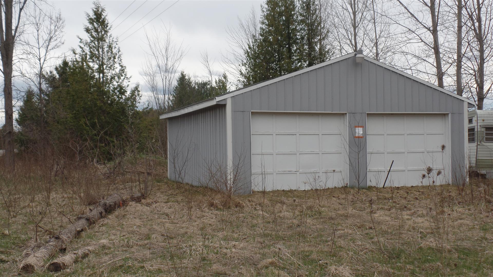 6605 North Black River Road Cheboygan, MI 49721 - Photo 11 of 16 Gallery Image 11