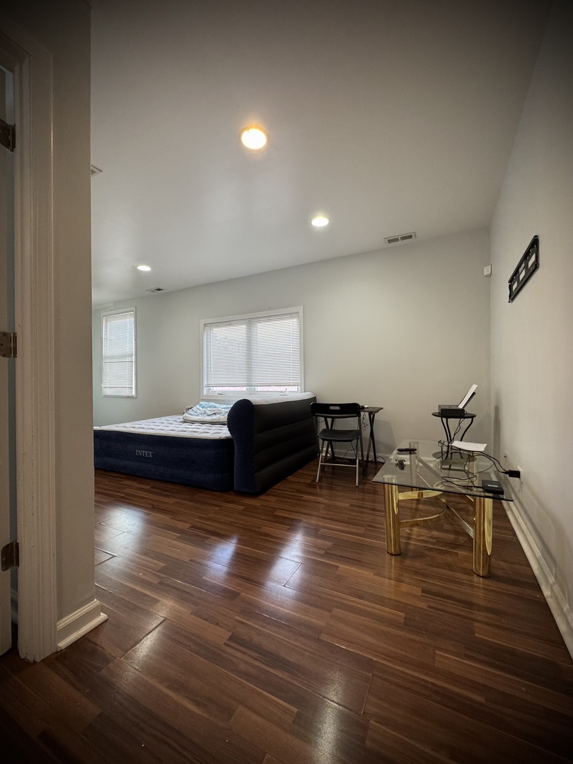 8513 South Sangamon Street Chicago, IL 60620 - Photo 9 of 12