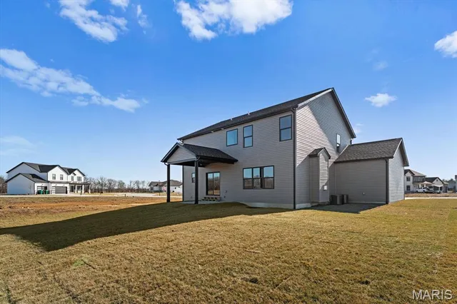 $588,800 | 707 Bridgeway Drive, O'Fallon, IL 62269