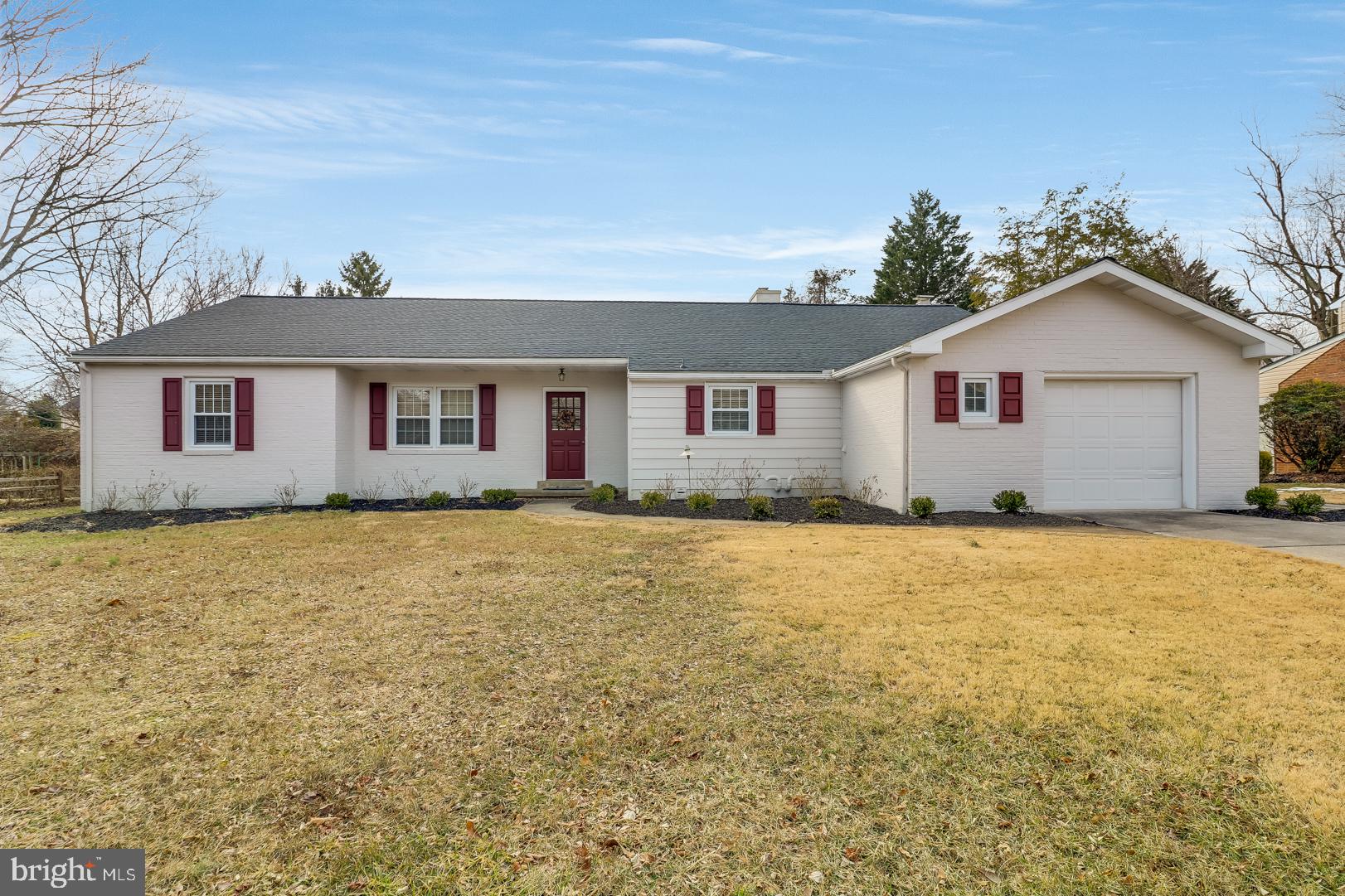32 Paschall Road Wilmington, DE 19803 - Photo 2 of 21 One Story Living At It's Best!