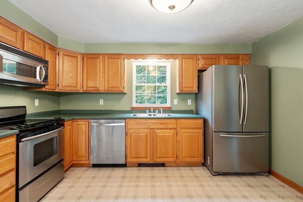 5 Cross Road Winchendon, MA 01475 - Photo 5 of 42 Gallery Image 5