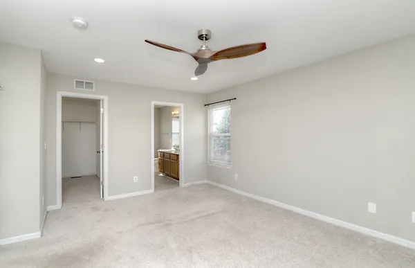 $374,500 | 1752 Tallmeadow Drive, DeKalb, IL 60115