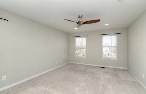 $374,500 | 1752 Tallmeadow Drive, DeKalb, IL 60115