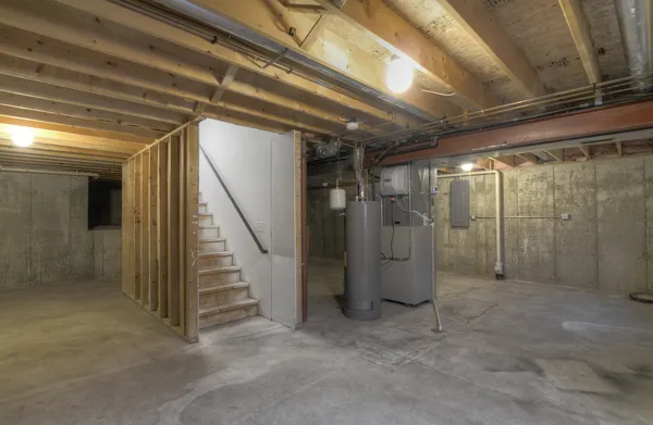 $374,500 | 1752 Tallmeadow Drive, DeKalb, IL 60115