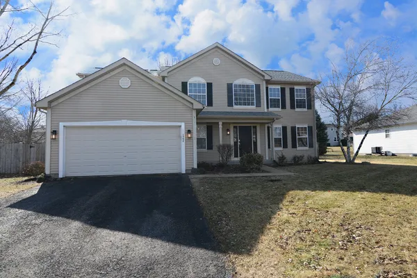 $374,500 | 1752 Tallmeadow Drive, DeKalb, IL 60115