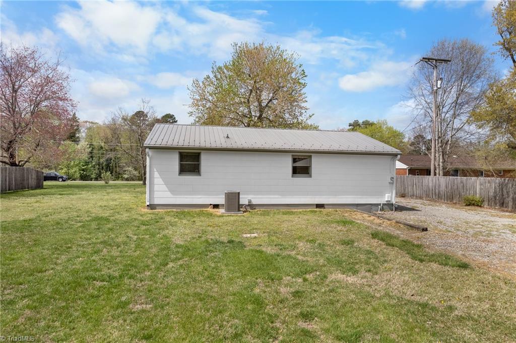 507 Horneytown Road High Point, NC 27265 - Photo 16 of 22 Gallery Image 16