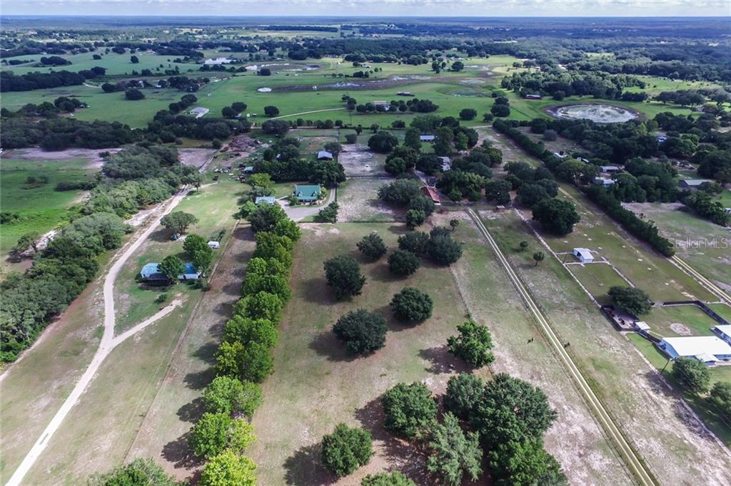South Em En El Grove Road Grand Island, FL 32735 - Photo 1 of 1