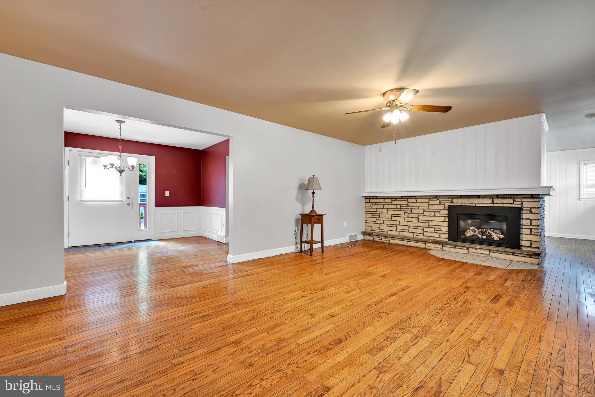 171 Thomas Place Sinking Spring, PA 19608 - Photo 5 of 25 Gallery Image 5
