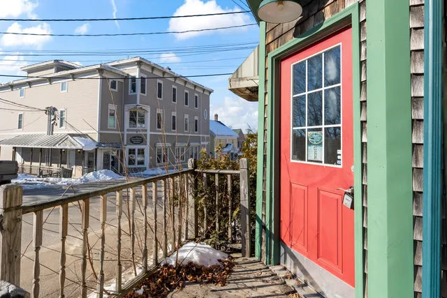 $169,000 | 258 Jefferson Street, Waldoboro, ME 04572