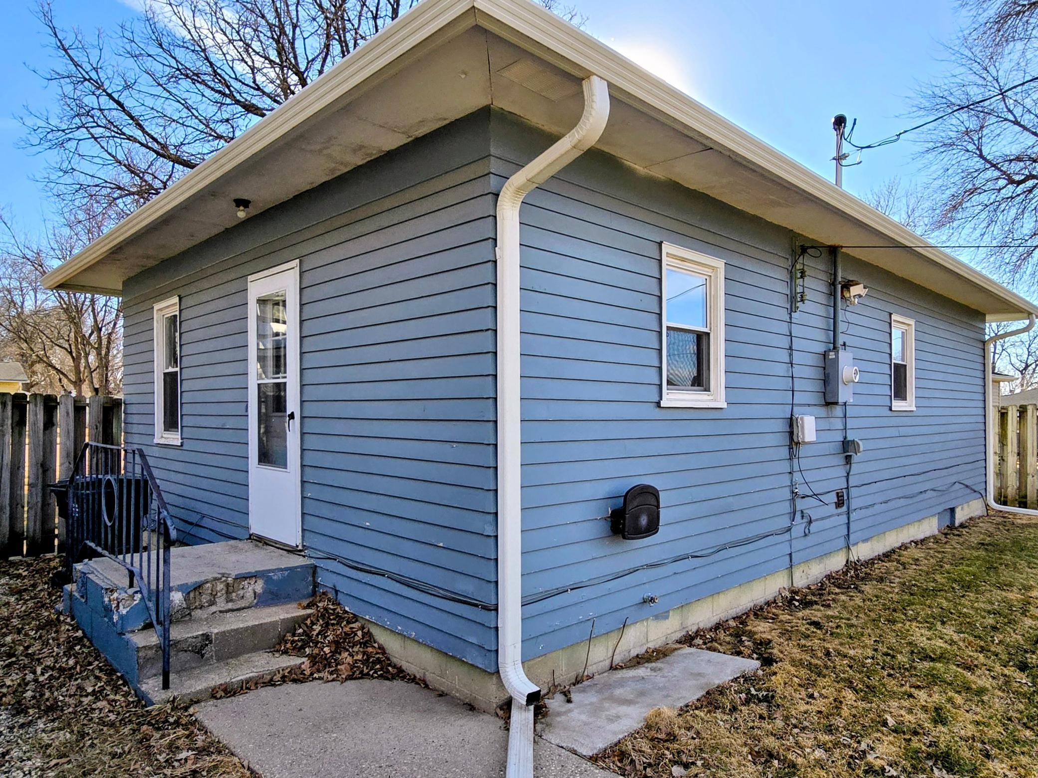 116 6th Street Jasper, MN 56144 - Photo 25 of 31