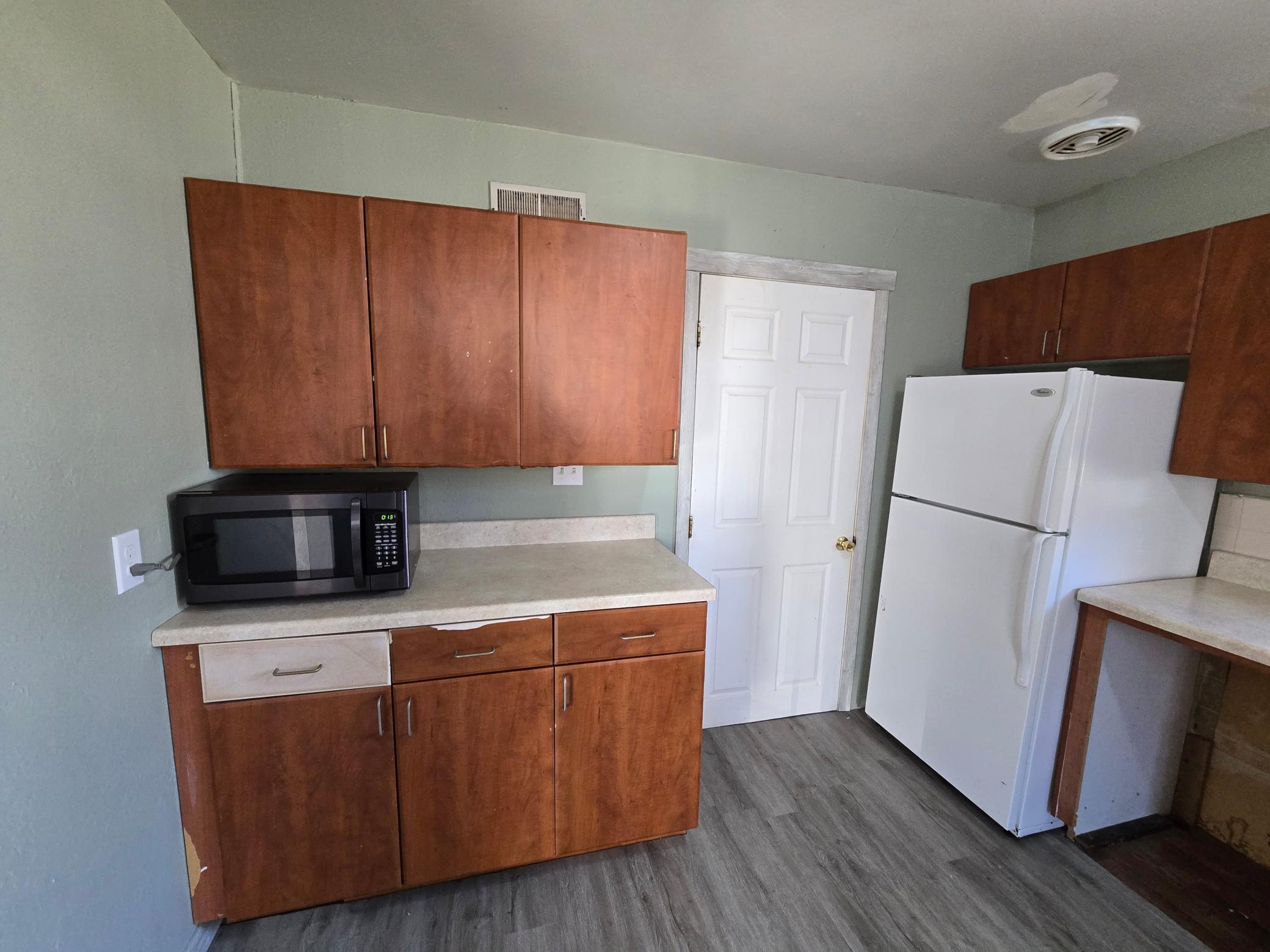 116 6th Street Jasper, MN 56144 - Photo 5 of 31