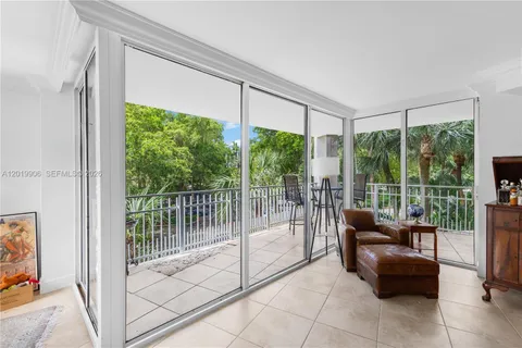 $399,995 | 2000 Towerside Terrace, Unit 311, Miami, FL 33138