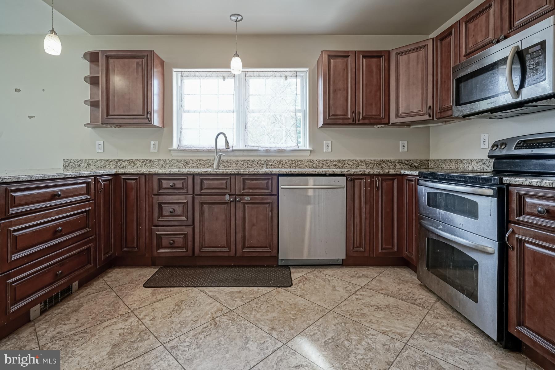 431 Ferrell Road Mullica Hill, NJ 08062 - Photo 14 of 55