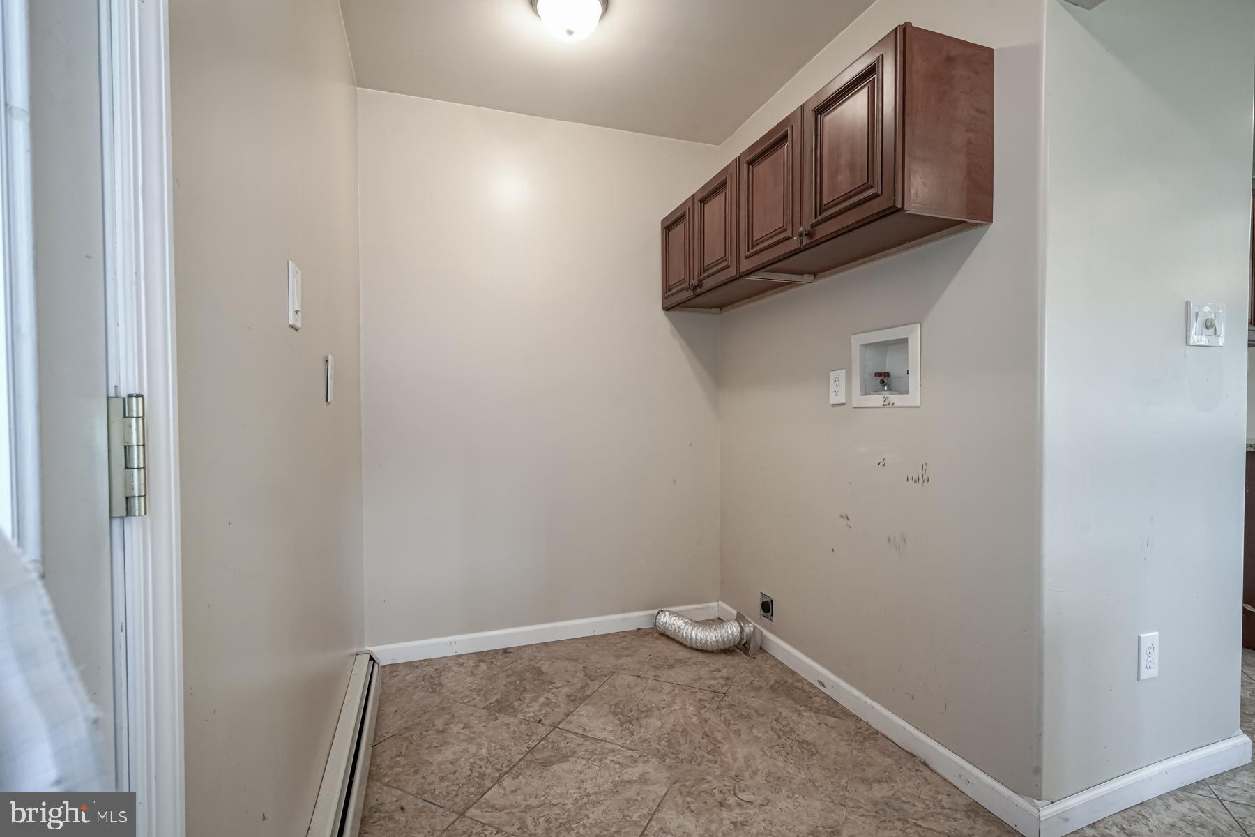 431 Ferrell Road Mullica Hill, NJ 08062 - Photo 18 of 55 Main house laundry
