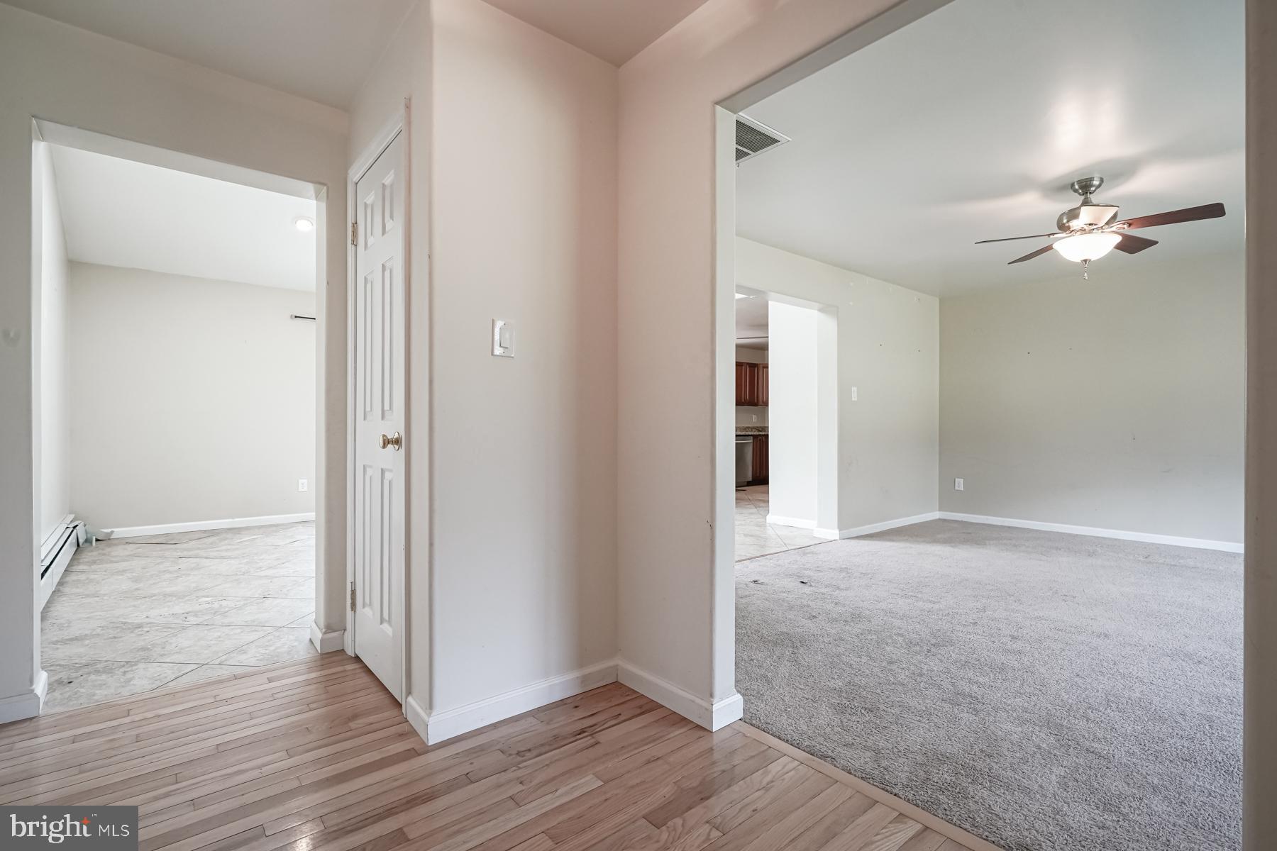 431 Ferrell Road Mullica Hill, NJ 08062 - Photo 5 of 55 Main house foyer