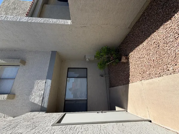 $2,195 | 2524 South El Paradiso, Unit 95, Mesa, AZ 85202