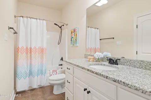 $250,000 | 122 Bluegrass Creek Road, Youngsville, LA 70592