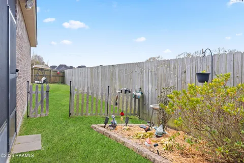 $250,000 | 122 Bluegrass Creek Road, Youngsville, LA 70592