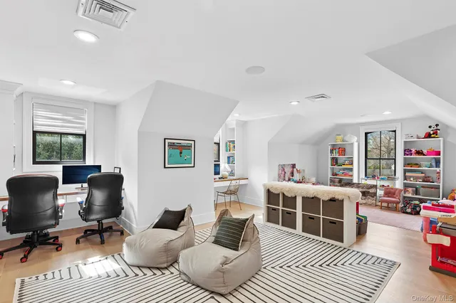 $6,499,000 | 89 Pound Hollow Road, Glen Head, NY 11545