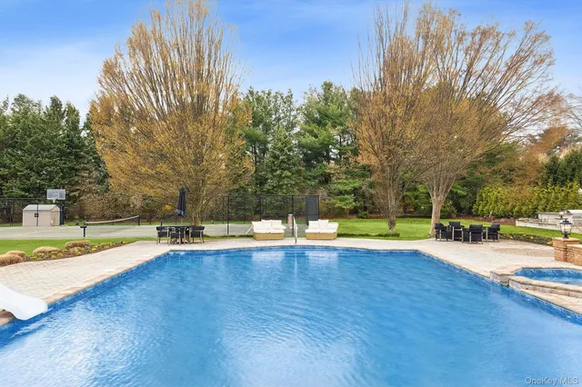 $6,499,000 | 89 Pound Hollow Road, Glen Head, NY 11545