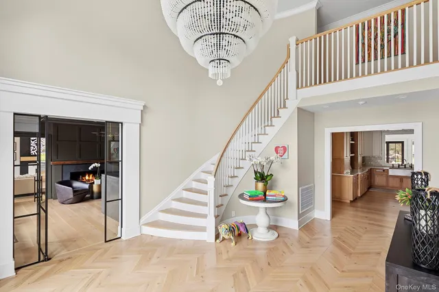 $6,499,000 | 89 Pound Hollow Road, Glen Head, NY 11545