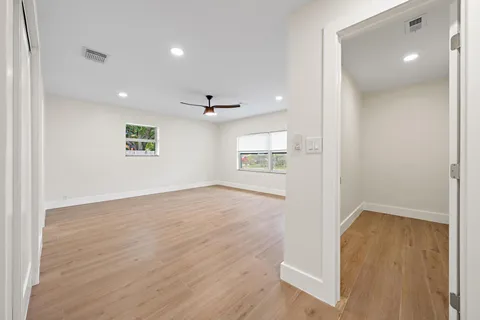$645,000 | 117 Southeast 22nd Avenue, Boynton Beach, FL 33435