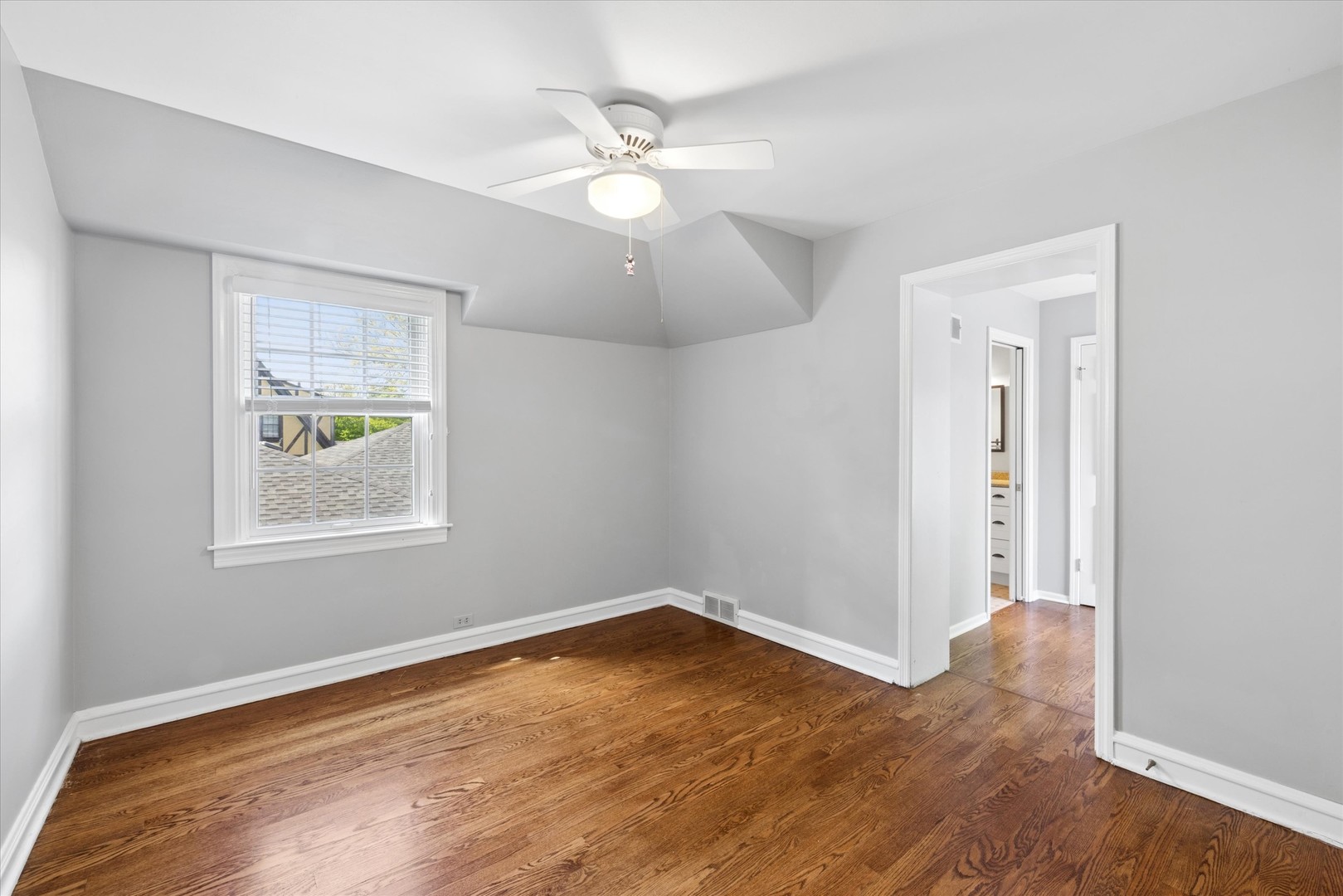 349 Ridge Avenue Elmhurst, IL 60126 - Photo 19 of 27