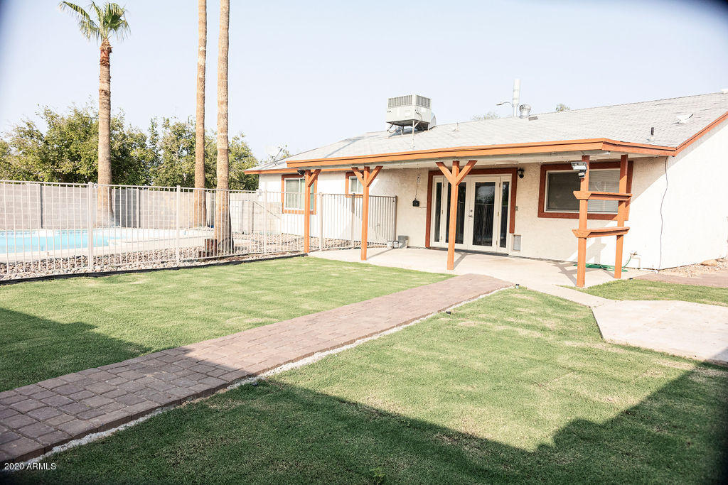 2408 West Greenway Road Tempe, AZ 85282 - Photo 24 of 39 7Z0A1342