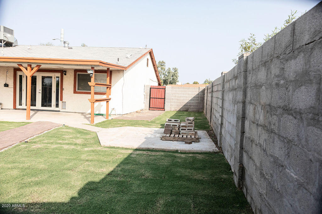 2408 West Greenway Road Tempe, AZ 85282 - Photo 25 of 39 7Z0A1343