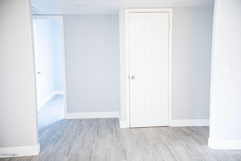 2408 West Greenway Road Tempe, AZ 85282 - Photo 10 of 39 7Z0A1298