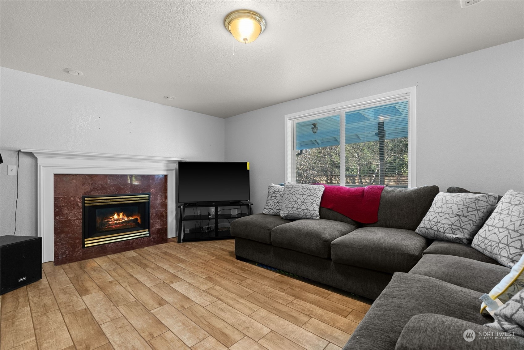 5911 Compton Loop Southeast Lacey, WA 98513 - Photo 13 of 40