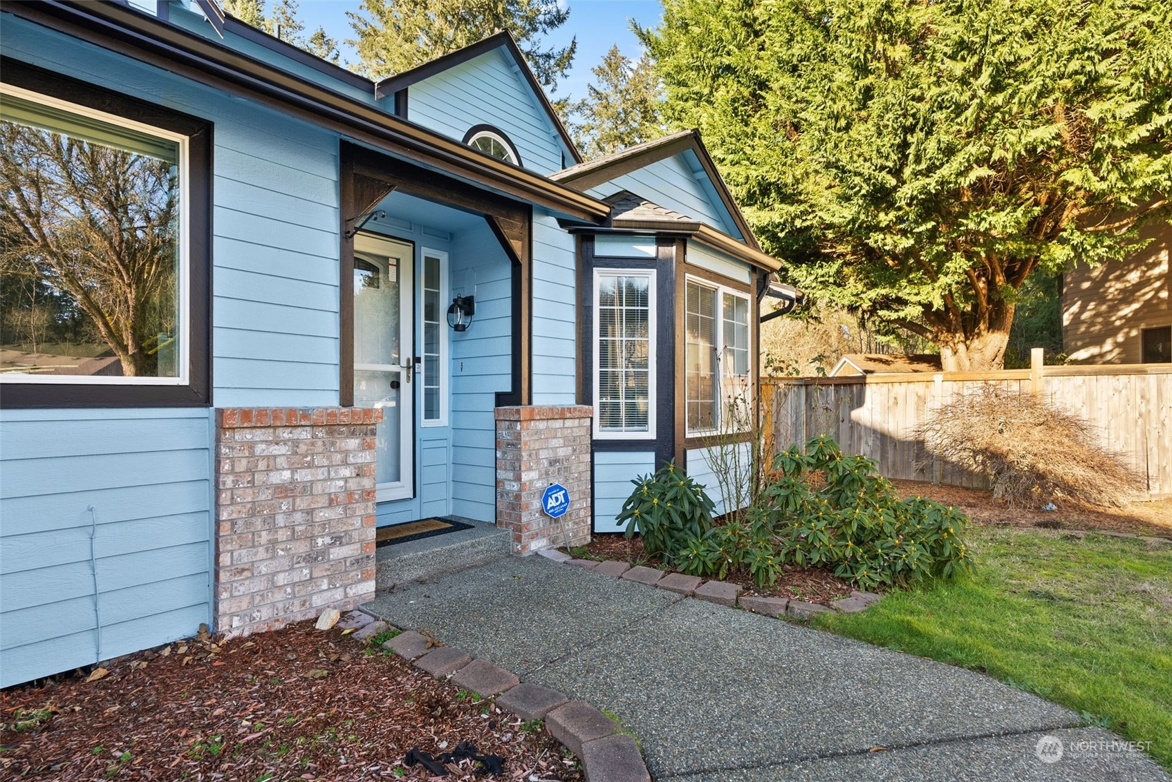 5911 Compton Loop Southeast Lacey, WA 98513 - Photo 3 of 40