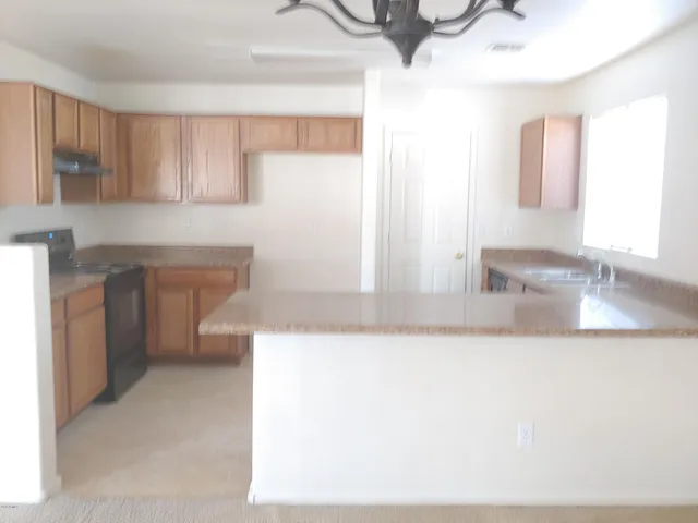 $1,950 | 4813 North 112th Glen, Phoenix, AZ 85037