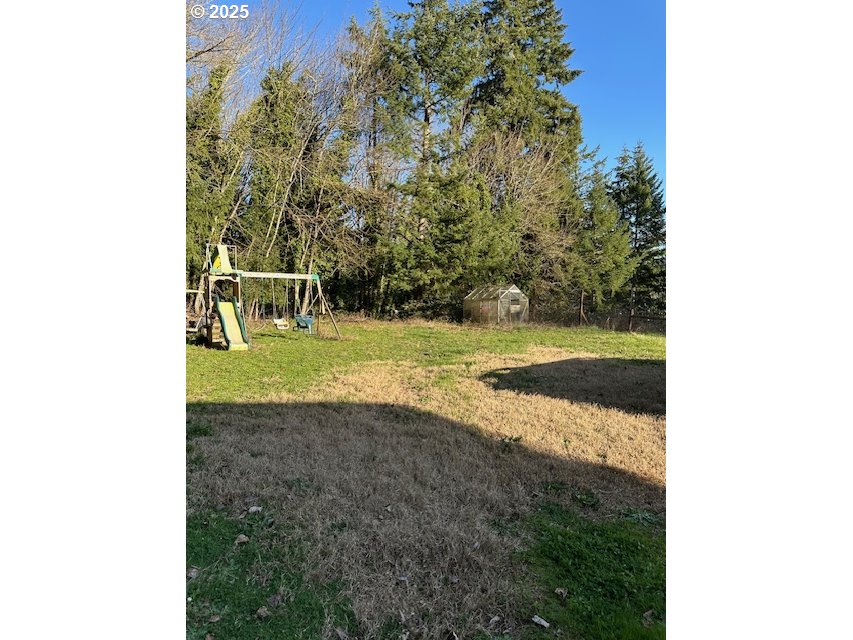33861 Row River Road Cottage Grove, OR 97424 - Photo 5 of 8