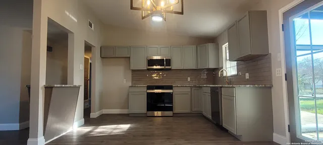 $289,000 | 141 Trudy Lane, Universal City, TX 78148