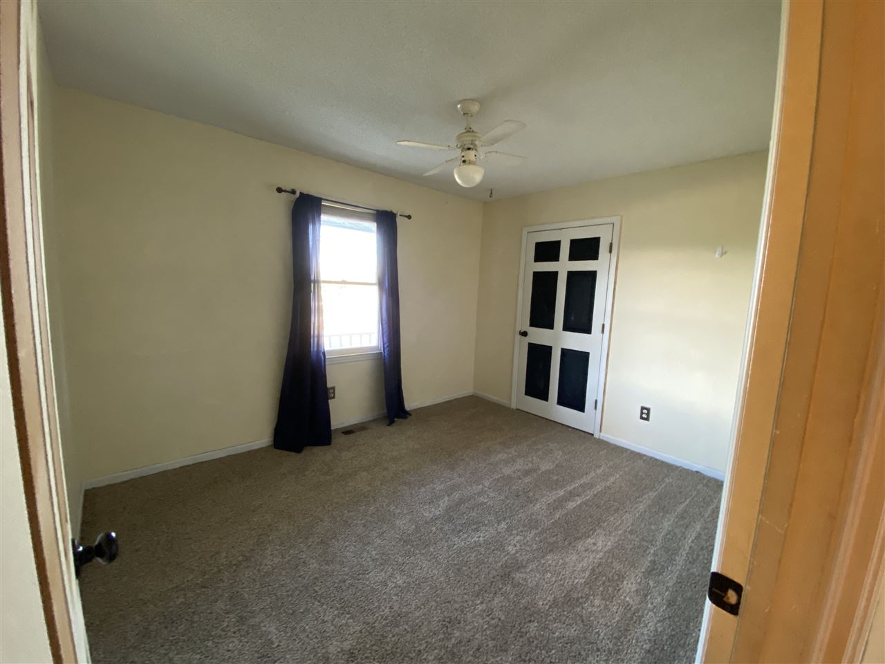 1141 Mt Lebanon Road Campobello, SC 29322 - Photo 5 of 12